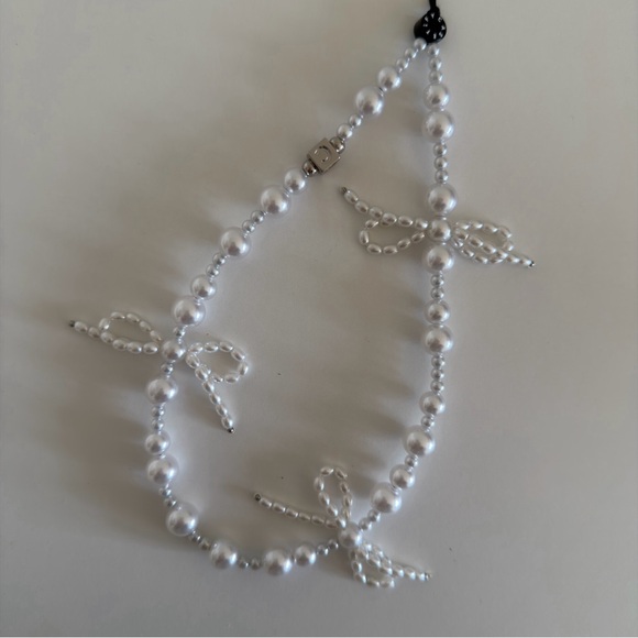 Casetify Bow Phone Charm - Frosted Bows - Picture 5 of 9